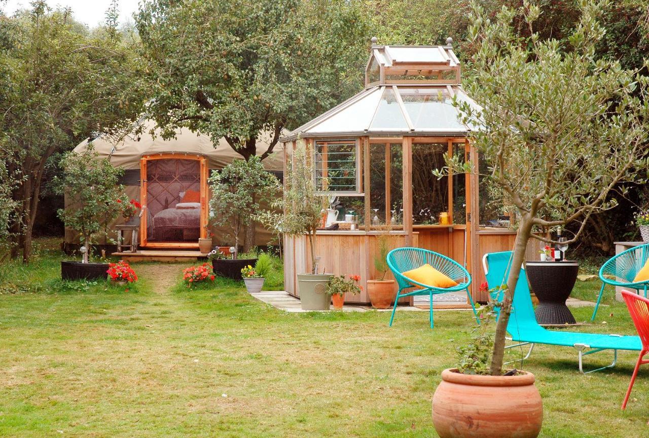 Hotel Stamford Meadows Glamping With Private Hot Tubs Esterno foto