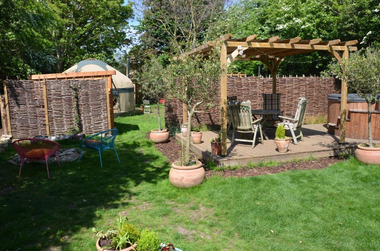 Hotel Stamford Meadows Glamping With Private Hot Tubs Esterno foto