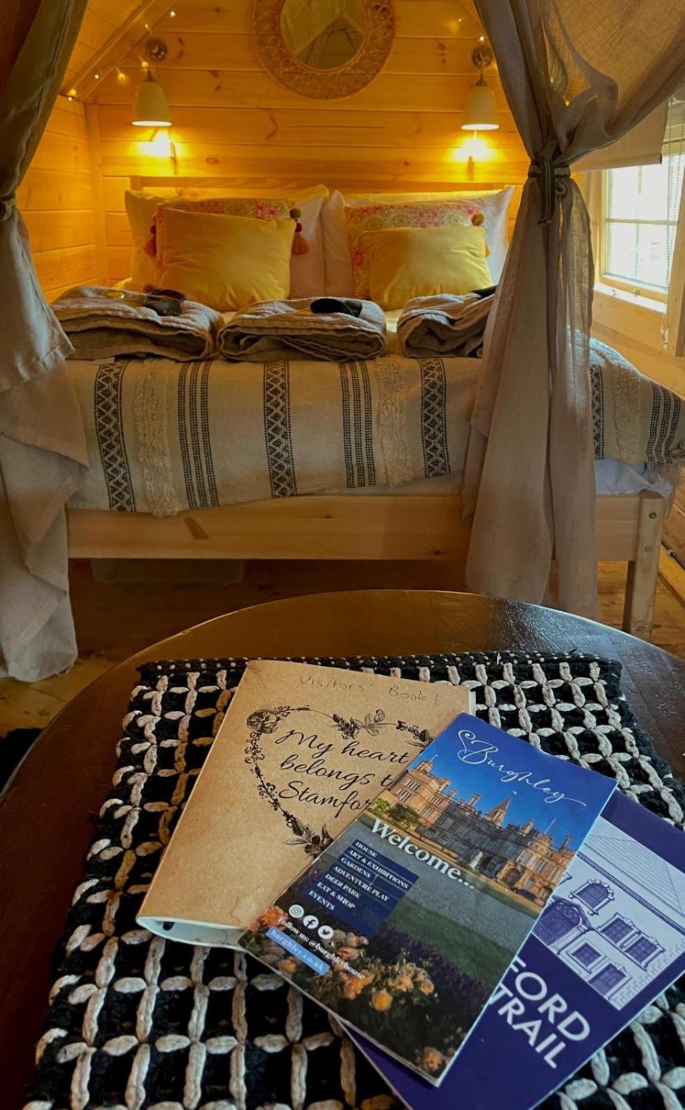 Hotel Stamford Meadows Glamping With Private Hot Tubs Esterno foto