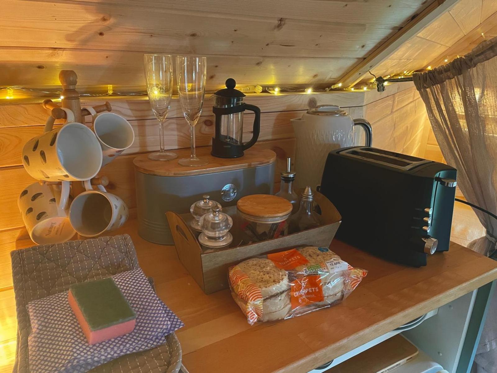 Hotel Stamford Meadows Glamping With Private Hot Tubs Esterno foto