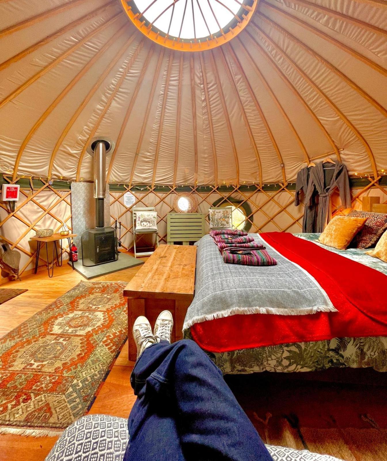 Hotel Stamford Meadows Glamping With Private Hot Tubs Esterno foto